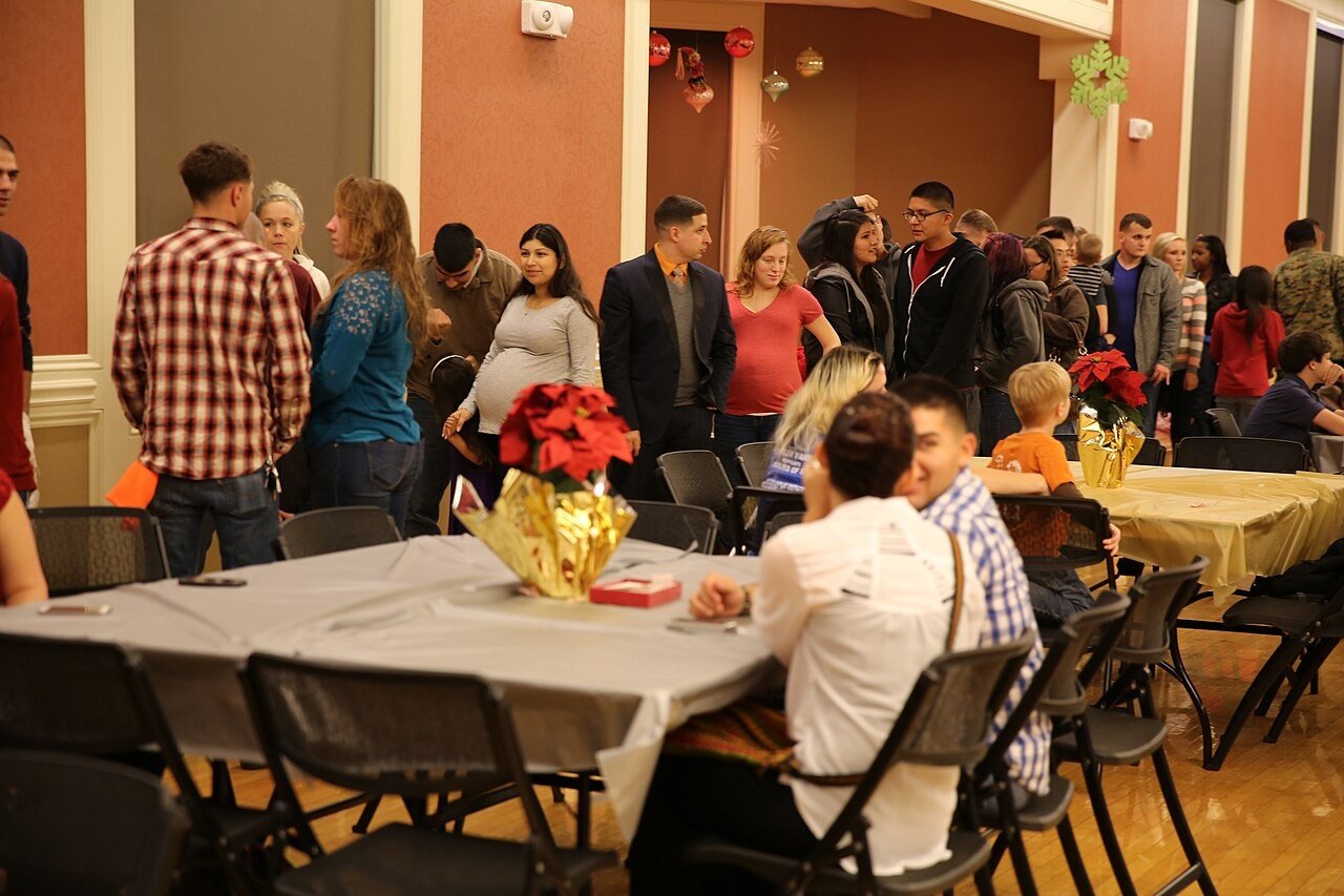 Set the Date Early and Send Fun Invitations for Friendsmas party ideas