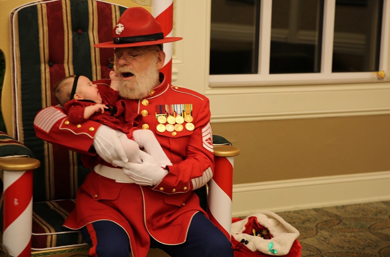 Play Hilarious Friendsmas Party Games for Friendsmas party ideas