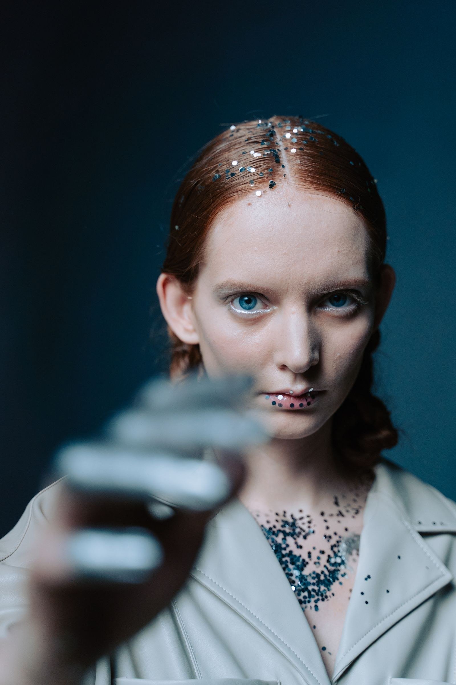 alien inspired makeup ideas — 13. Body Shimmer and Collarbone Glow