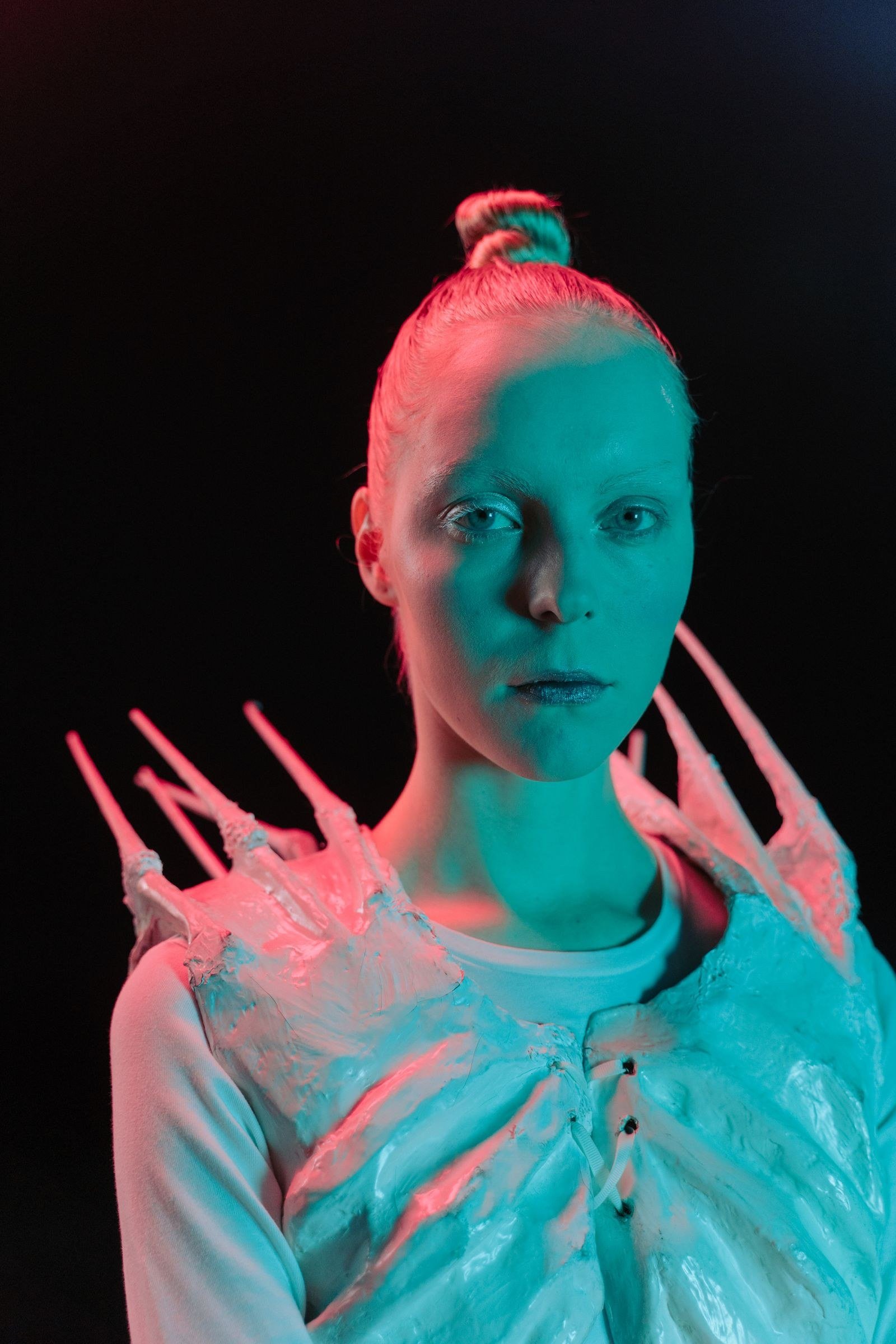 alien inspired makeup ideas — 20. Removing Heavy Metallic Makeup Safely