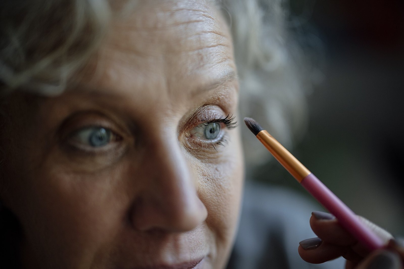 Bold red lip with bare lashes in no mascara makeup look ideas editorial style