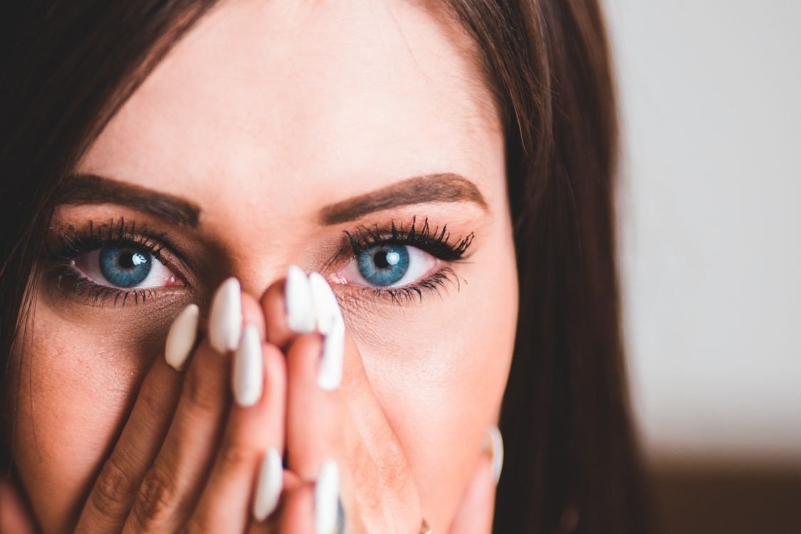 Deep Green And Bronze Cat Eye Combination example for Two tone cat eye nails ideas