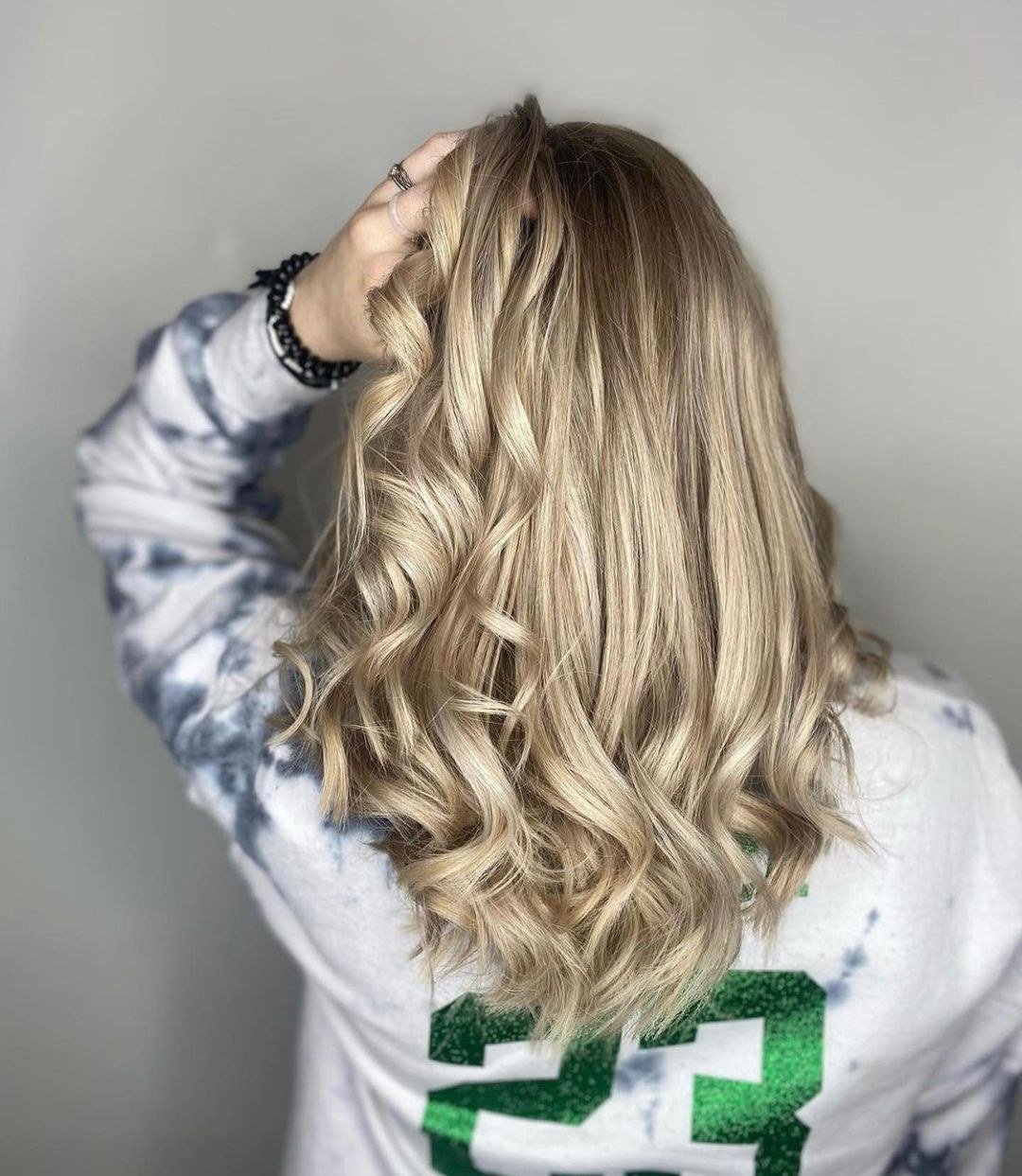 Defined ringlet curly butterfly cut ideas for 3B curly hair