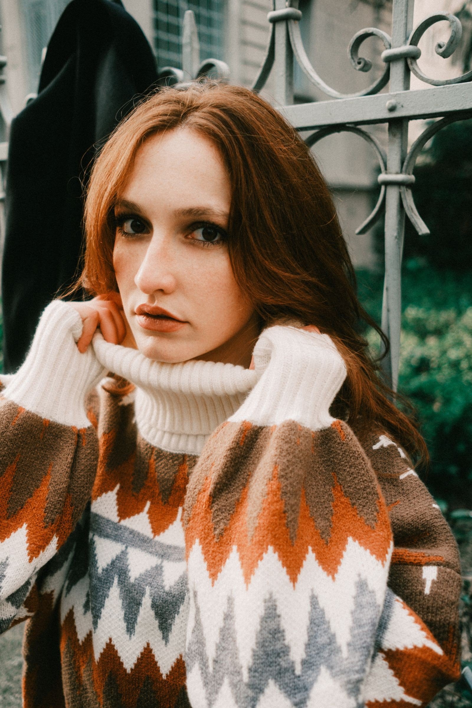 oversized turtleneck outfit ideas — Oversized Turtleneck with Skinny Jeans