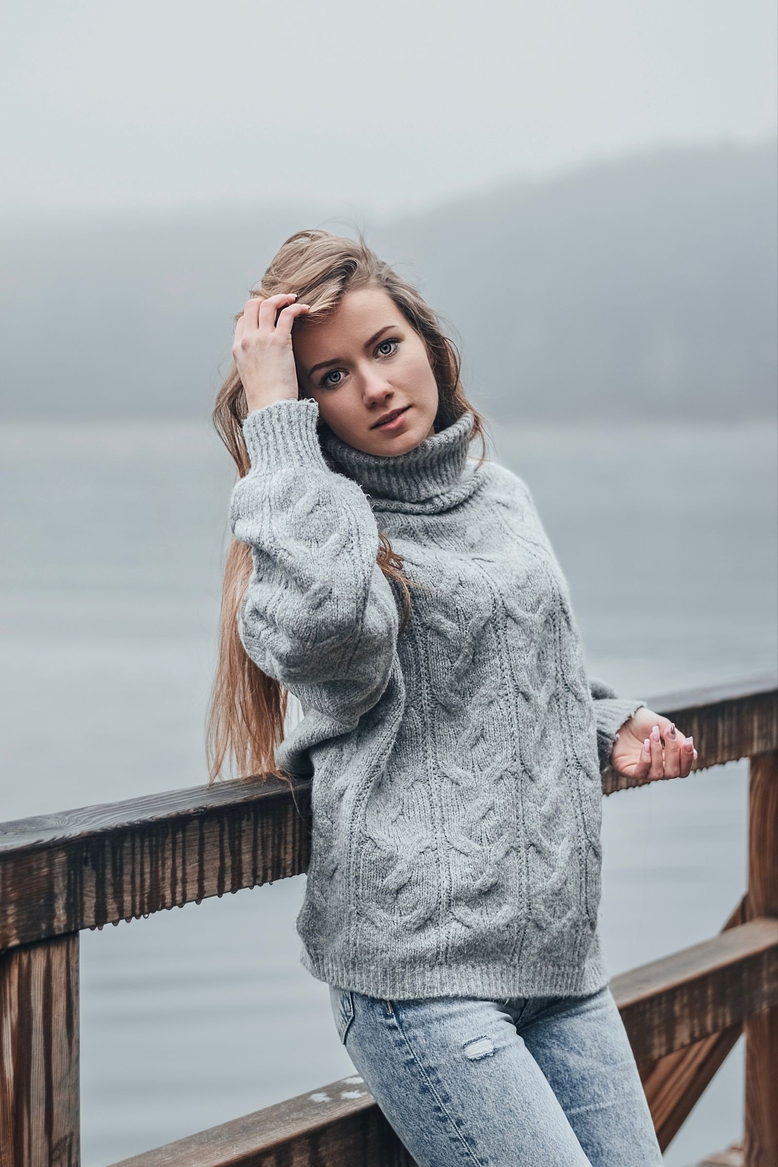 oversized turtleneck outfit ideas — Cozy Weekend: Turtleneck with Joggers