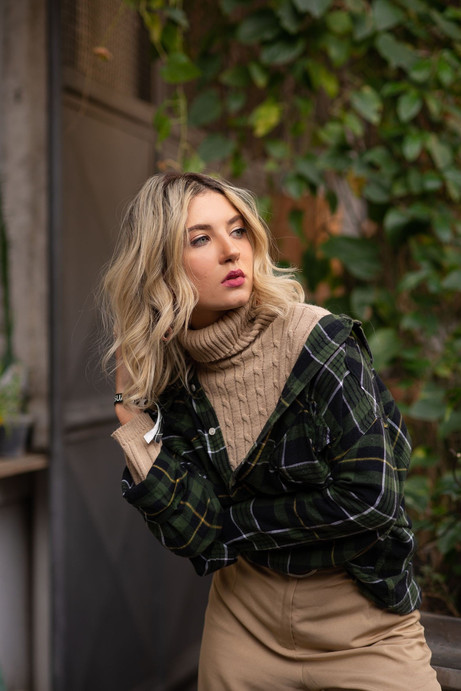 oversized turtleneck outfit ideas — Spring Transition: Wearing Turtlenecks Longer