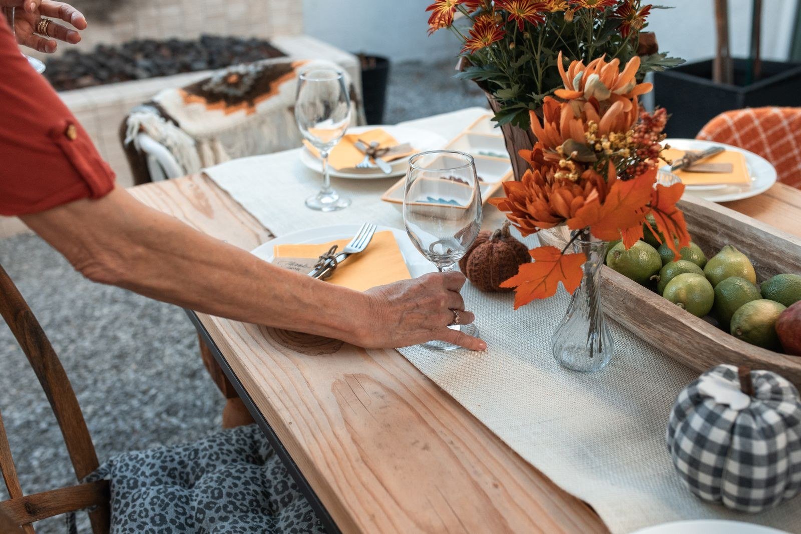 Photographing Your Tablescape for Simple Thanksgiving tablescapes ideas