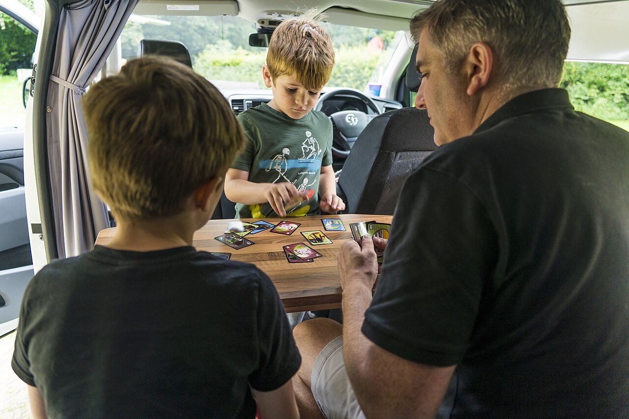 Gratitude Games That Bring Everyone Closer for Thanksgiving games ideas