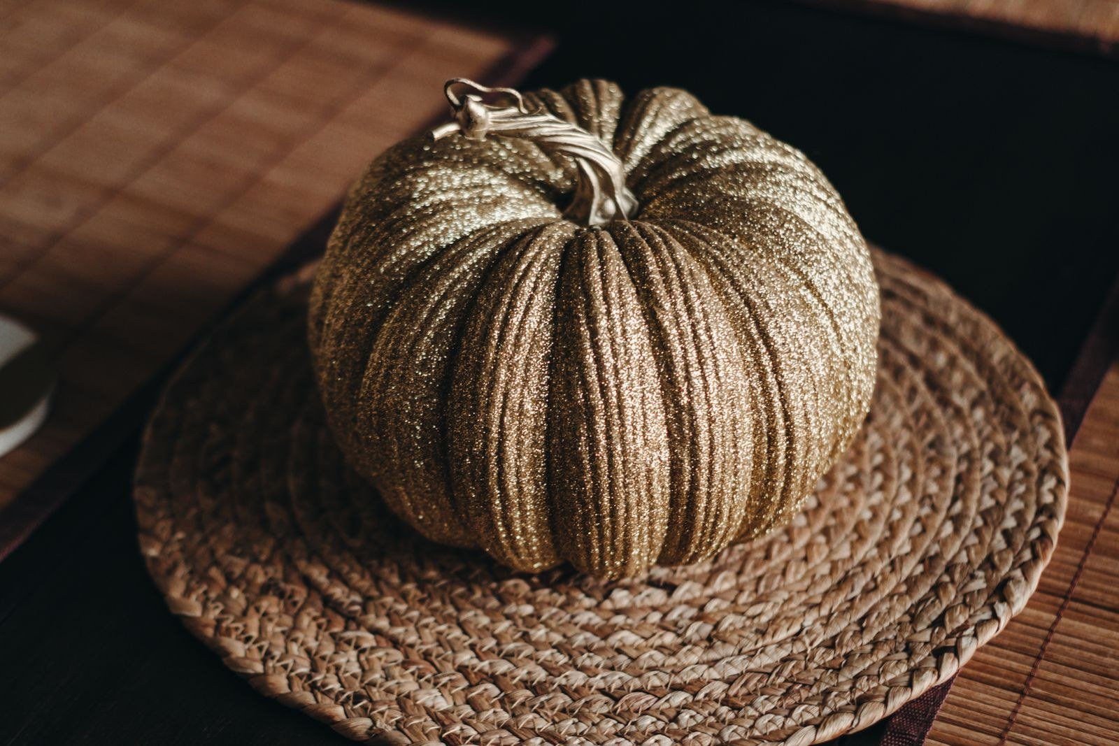 Wheat and Dried Grass Centrepieces for DIY Thanksgiving centerpieces ideas