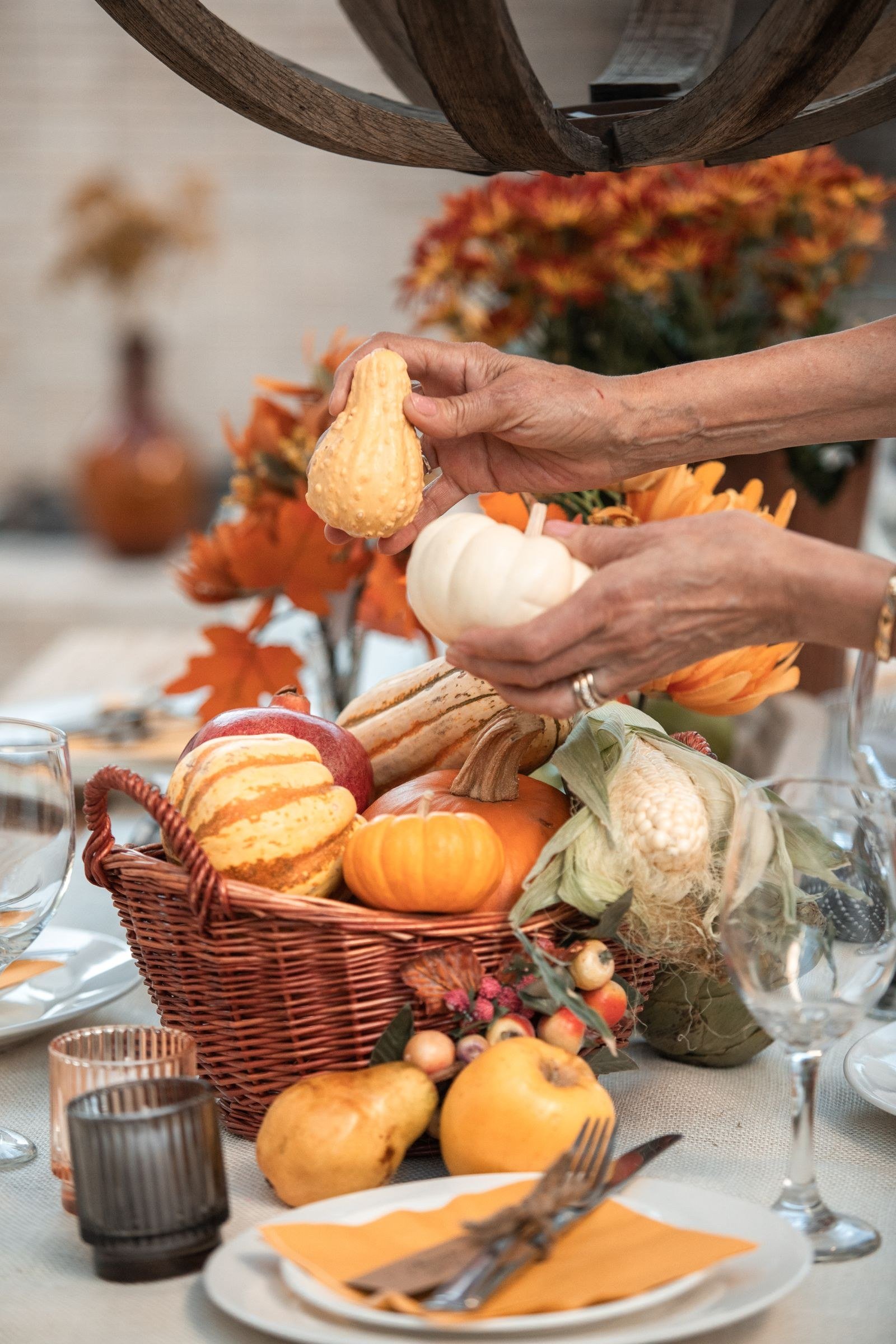 Keeping Fresh Centrepieces Looking Good for DIY Thanksgiving centerpieces ideas