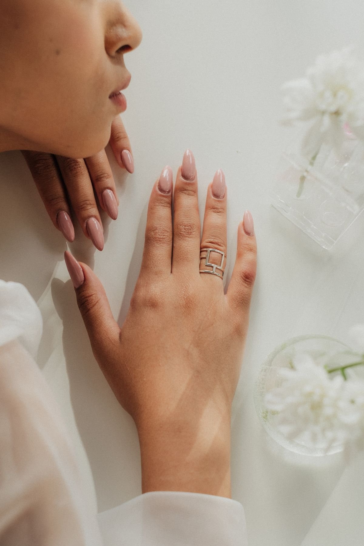 Iced latte nails ideas - Iced Latte and Caramel Accent Nails