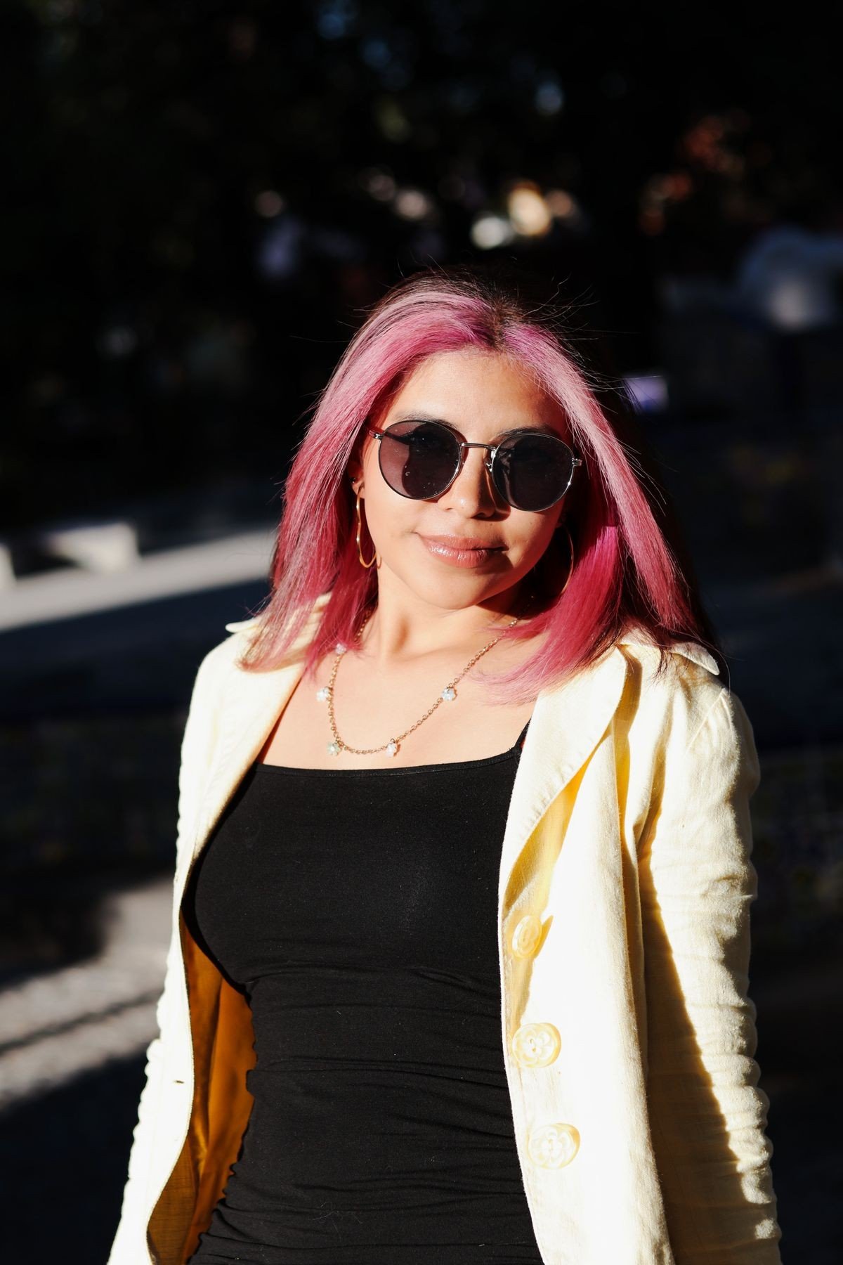 Dusty rose pink hair with elegant gold accessories