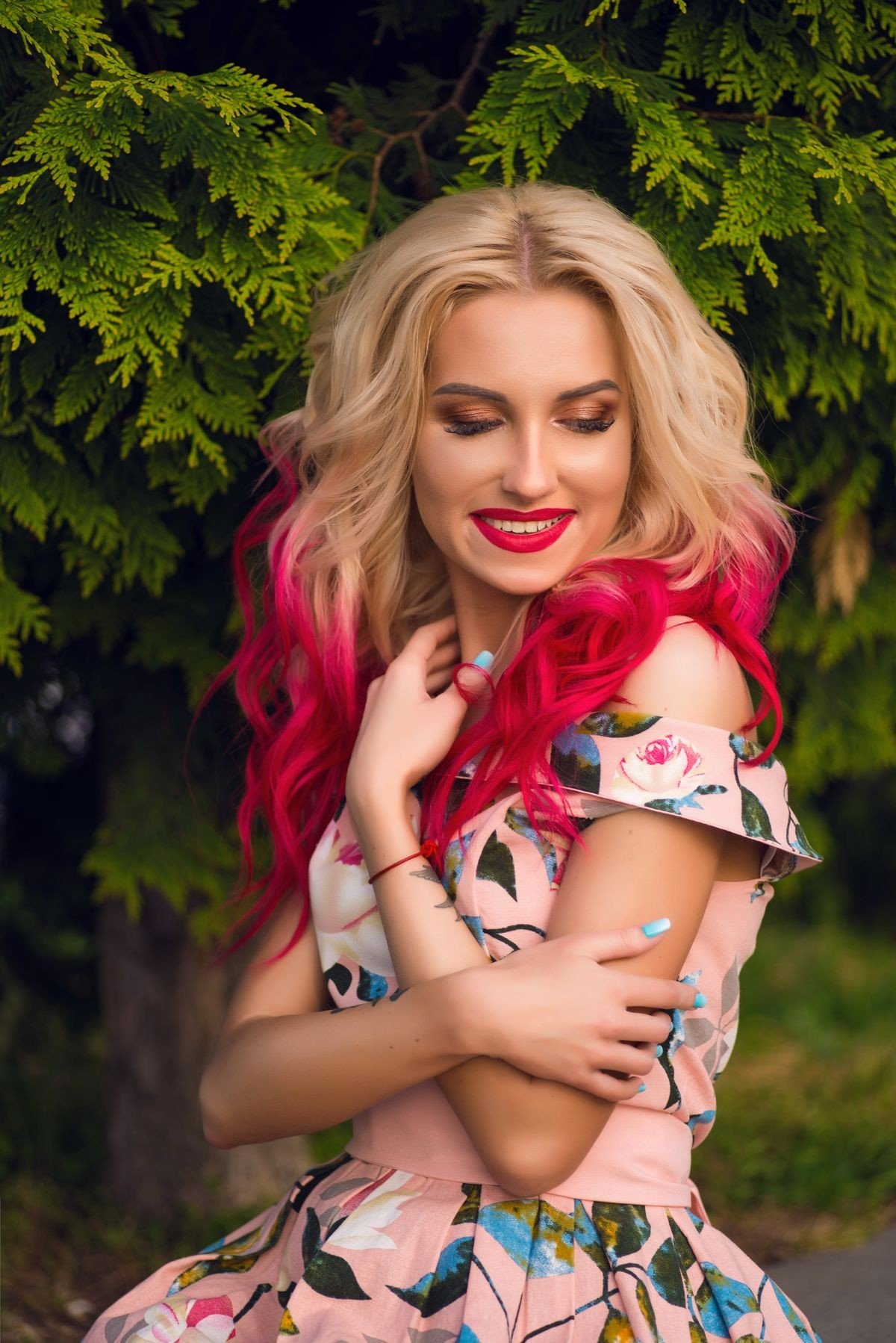Hot pink streaks with vivid bold colour impact