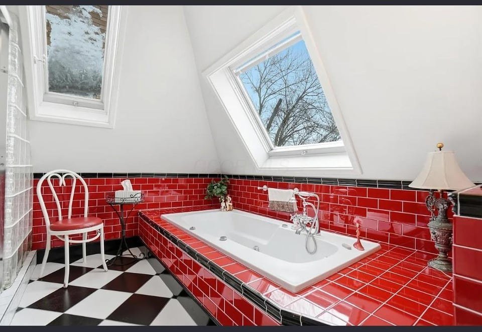 Floor-to-ceiling statement tile bathroom ideas with immersive pattern