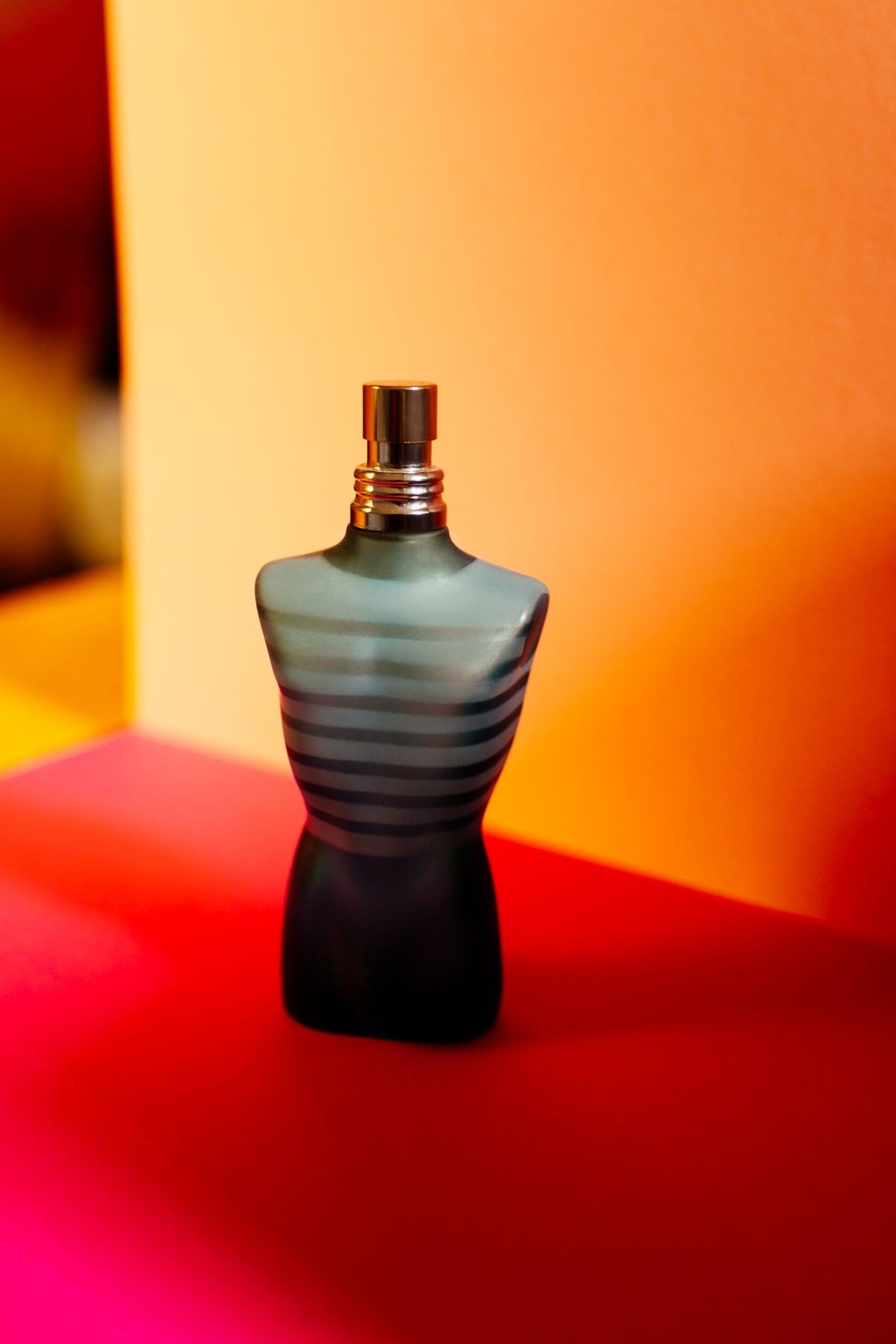Avoiding common mistakes with gourmand perfume application