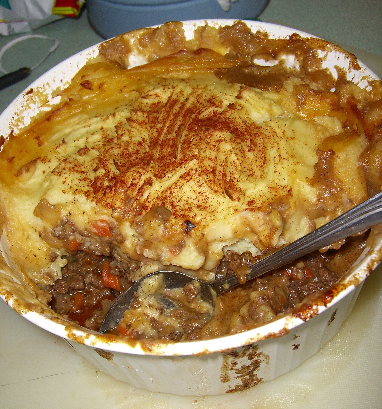 Ground lamb and beef with fresh vegetables for shepherd's pie soup