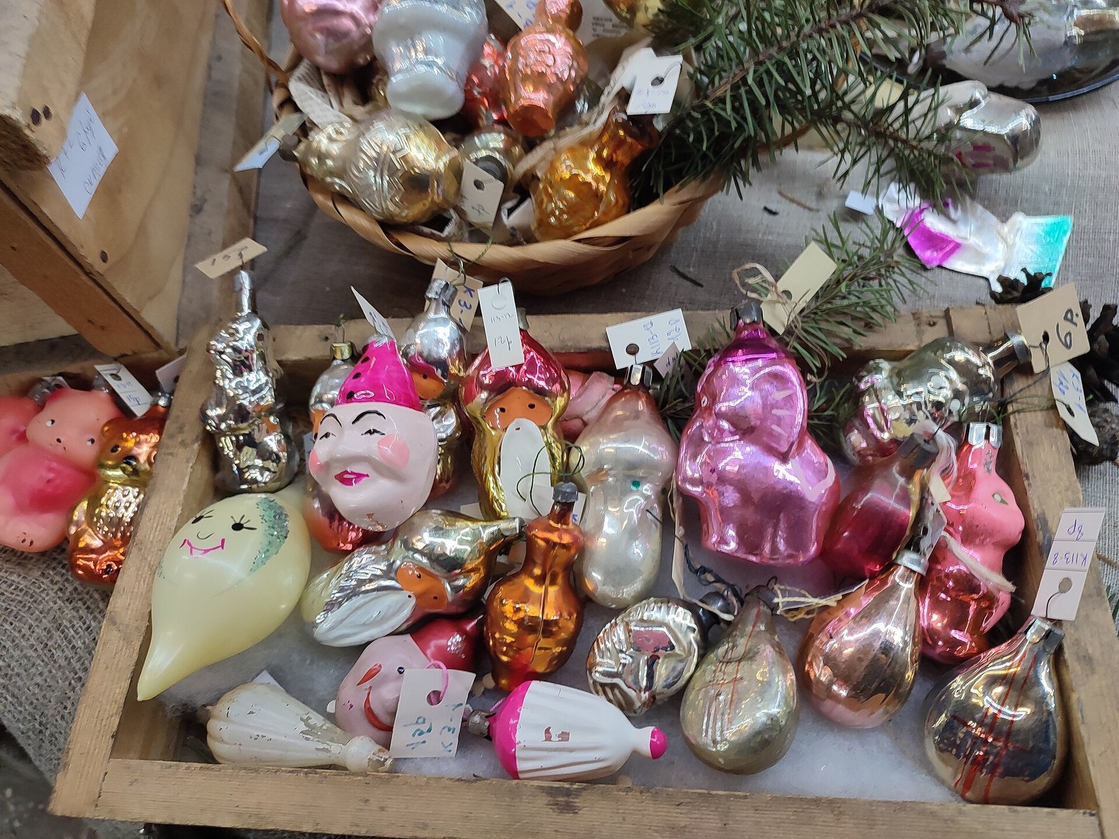 Burgundy christmas tree decor ideas with burgundy ornaments carefully stored for next season