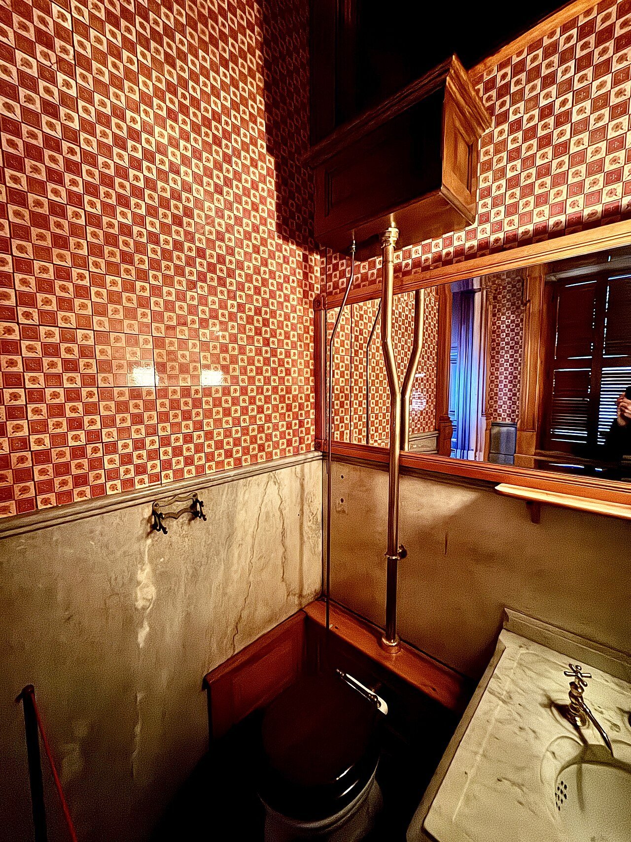 Red Marble Bathtub Surrounds for Red marble bathroom ideas