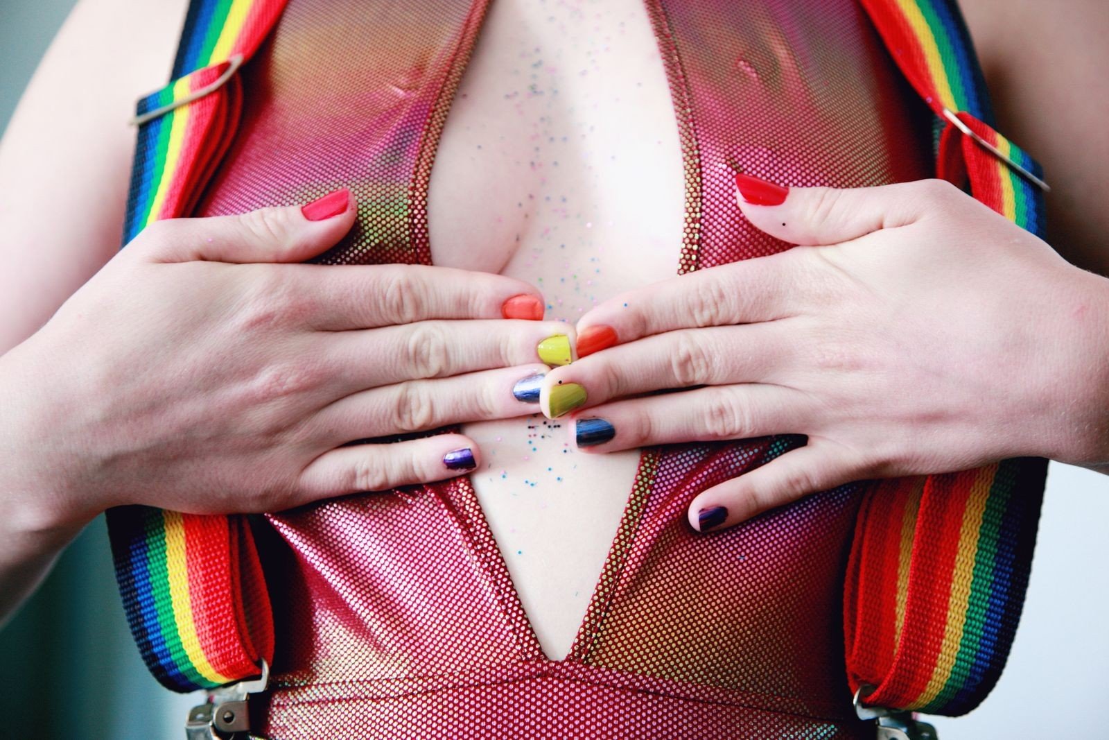 Gradient nail colours flowing across both hands