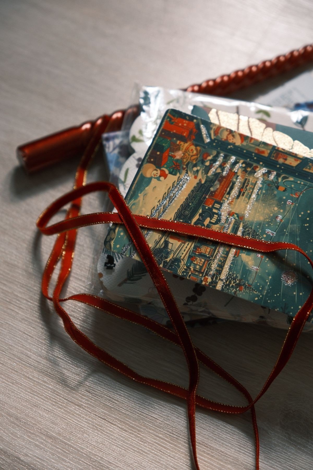 Wrapping homemade Christmas gifts beautifully