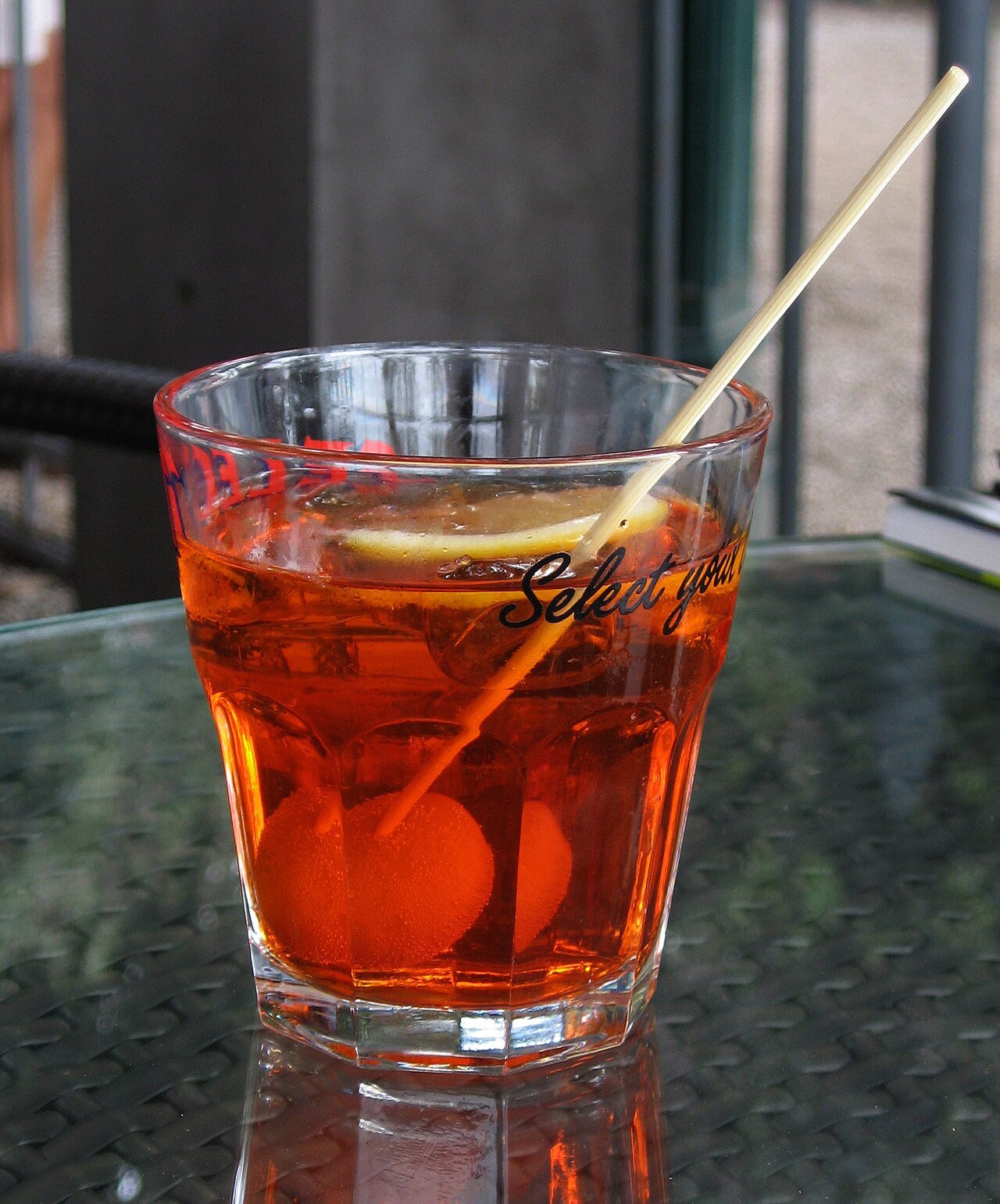 A classic spritz, the template for endless Hugo variations