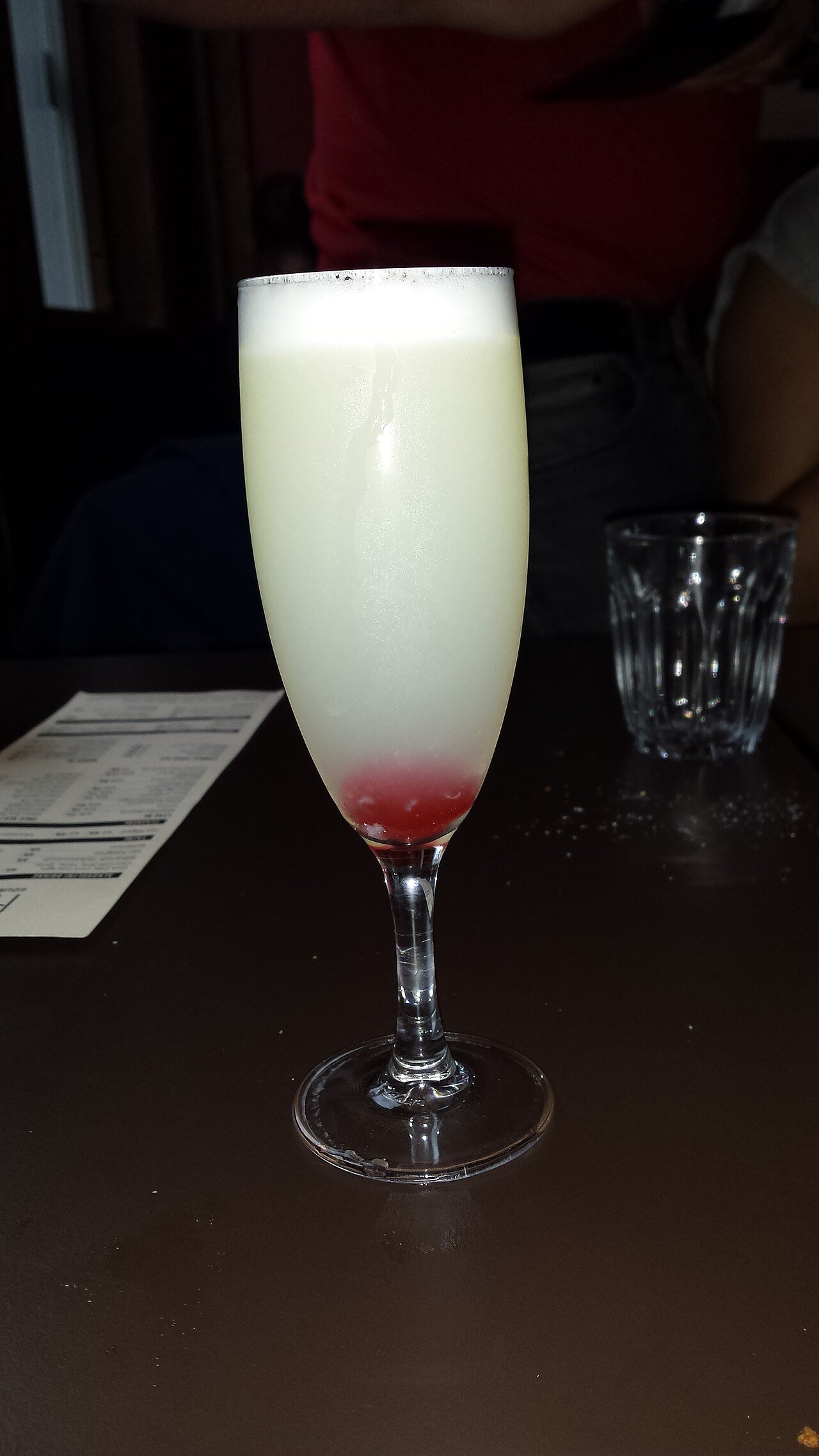 An elderflower cocktail showing off the floral liqueur