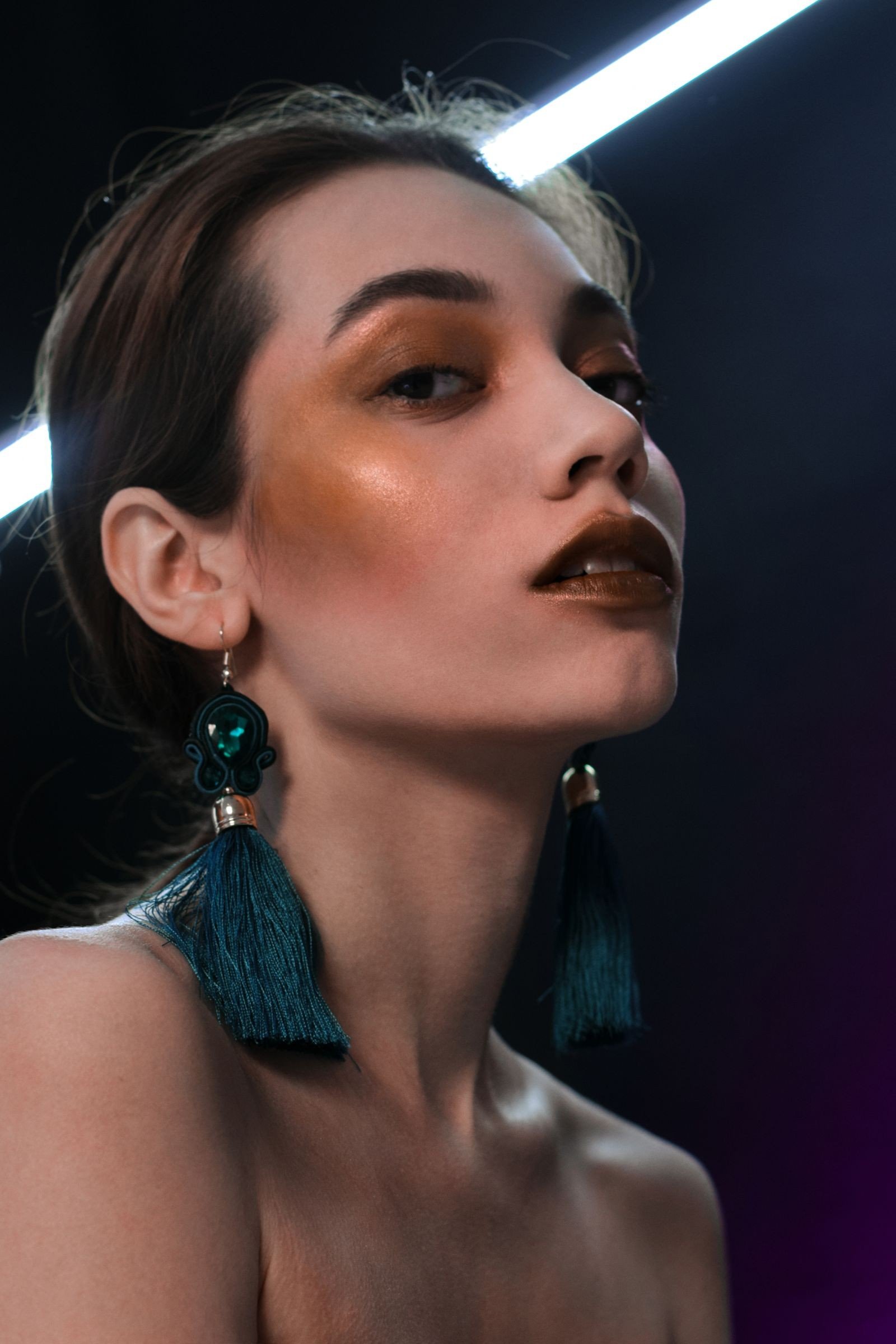 Step by step vampire beauty makeup application