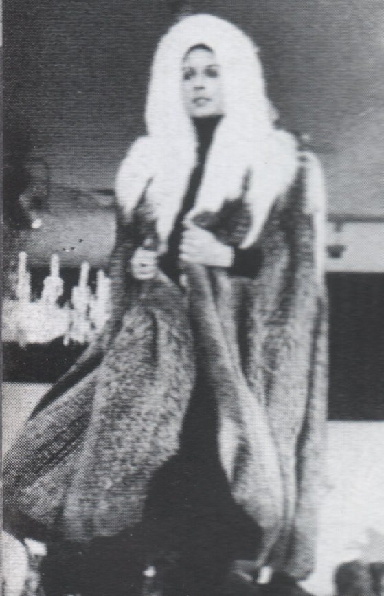 Vintage-Inspired Cape Styling for Cape outfit ideas