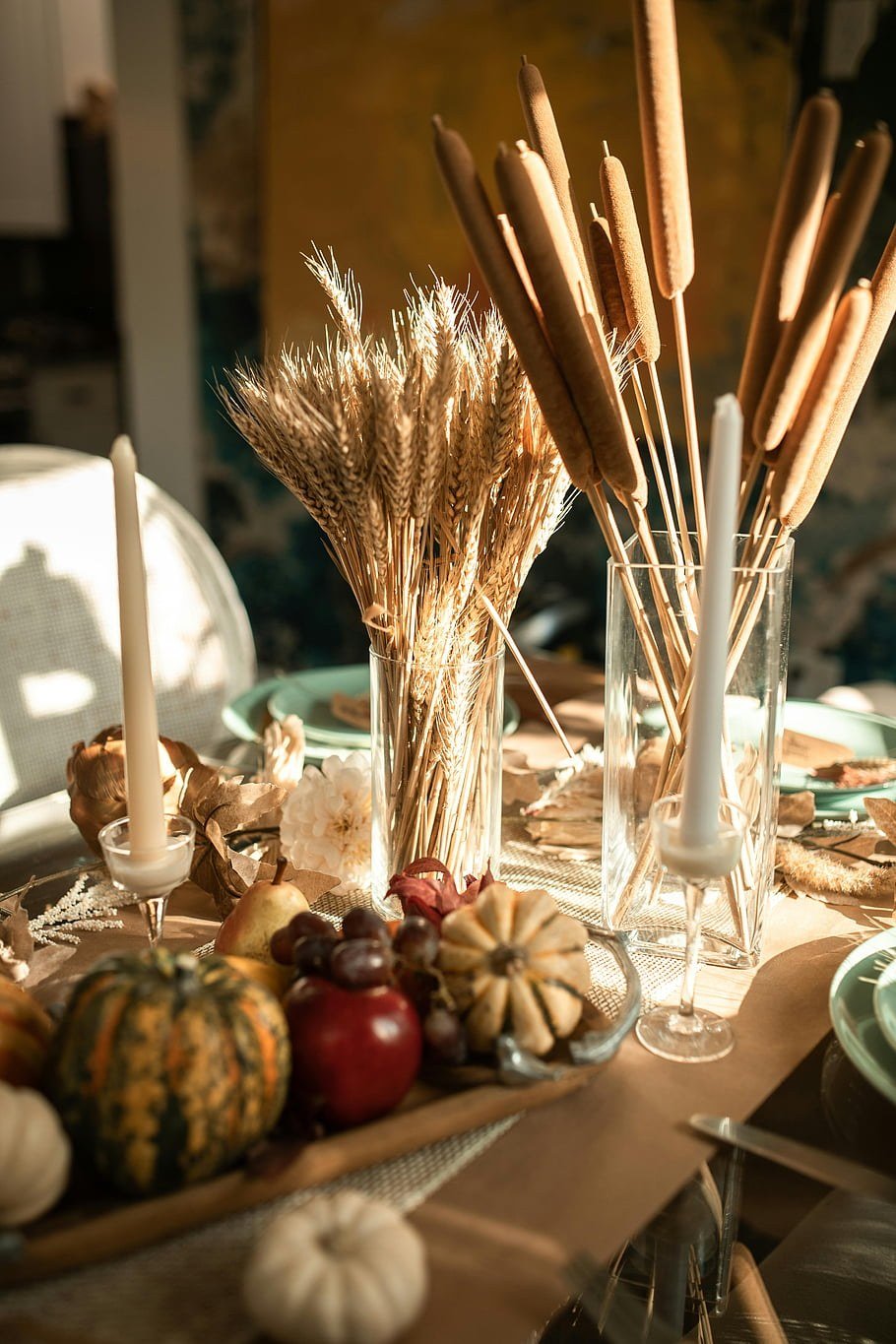 grounded greens thanksgiving decor ideas