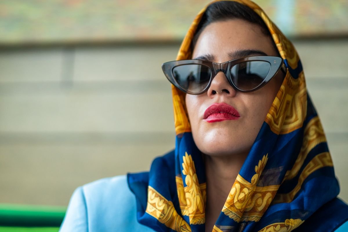 Big Sunglasses with Coloured Frames for Big sunglasses ideas
