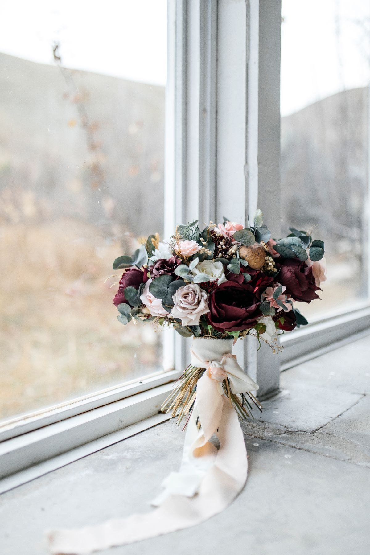 Autumn and winter amaranthus wedding bouquet