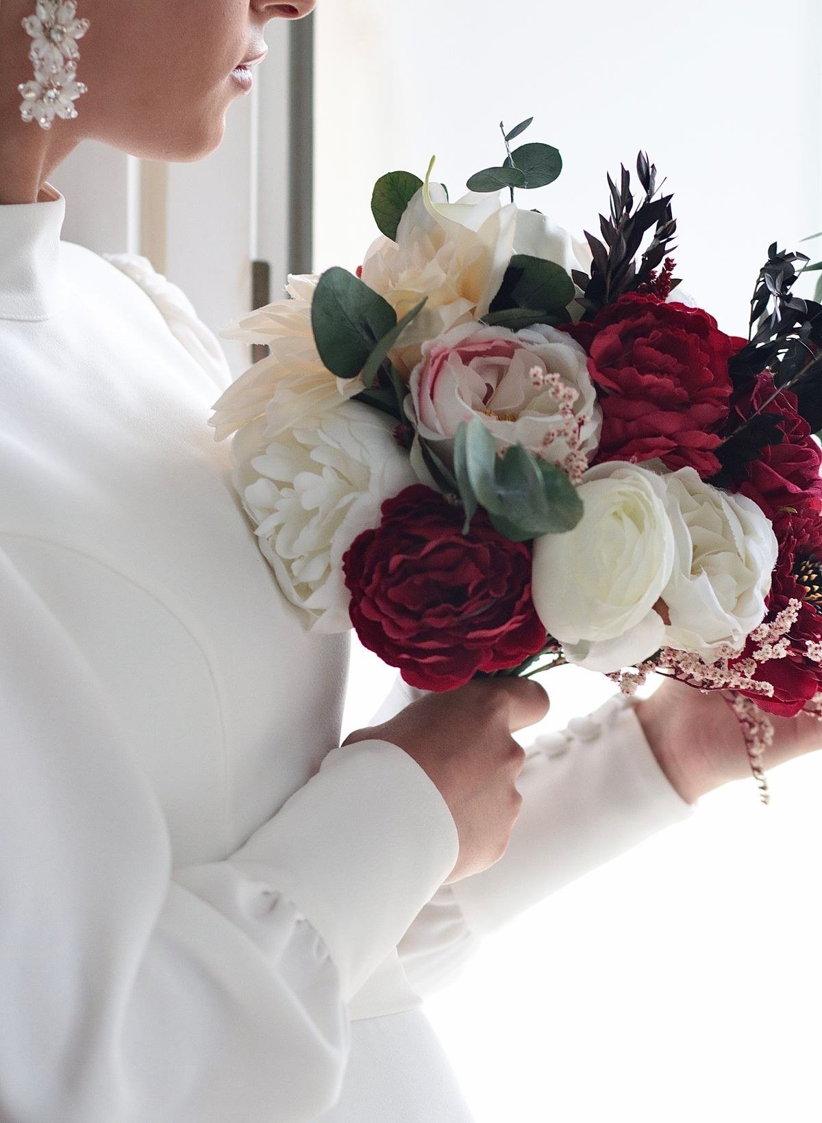 Photographing burgundy amaranthus wedding bouquet