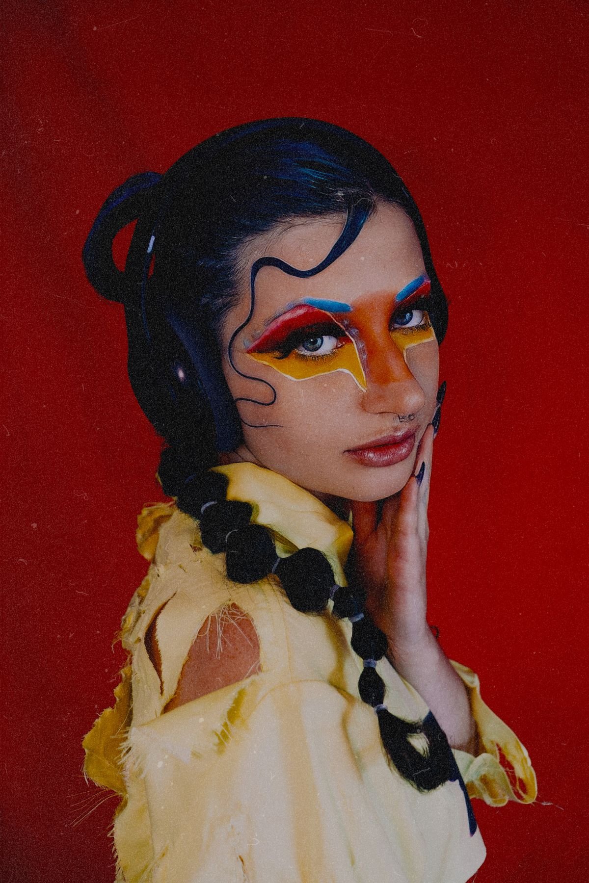 Colour-Blocked Eyeshadow for Weird makeup looks ideas
