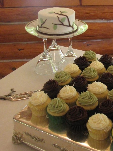 chocolate brown wedding ideas — The Bride: Incorporating Chocolate Into Your Look