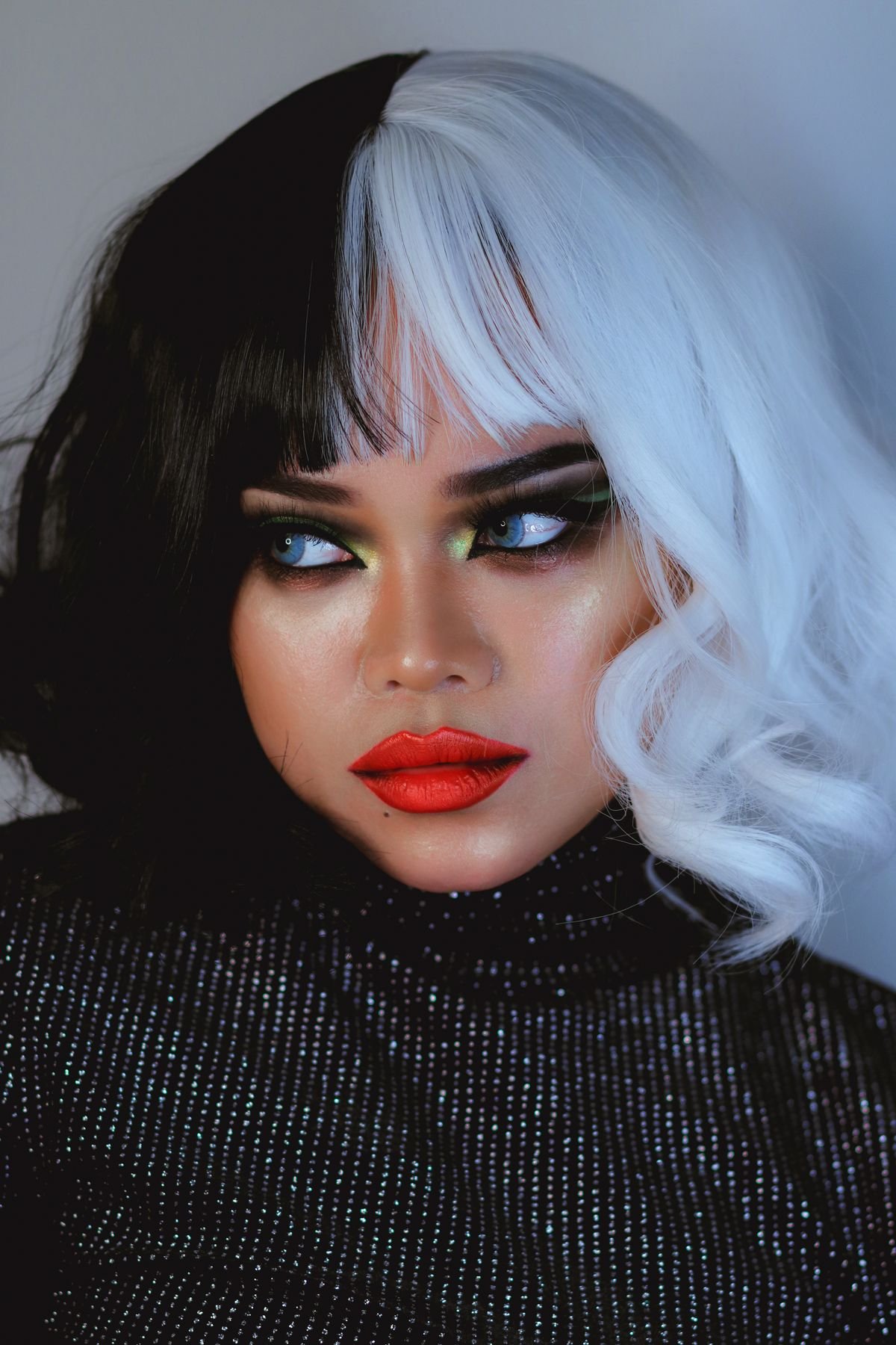 Monochrome Makeup for Weird makeup looks ideas