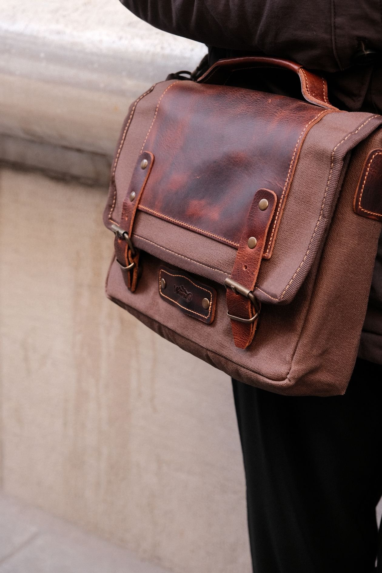 Sustainable Material Messenger Bags example for Aesthetic messenger bags ideas