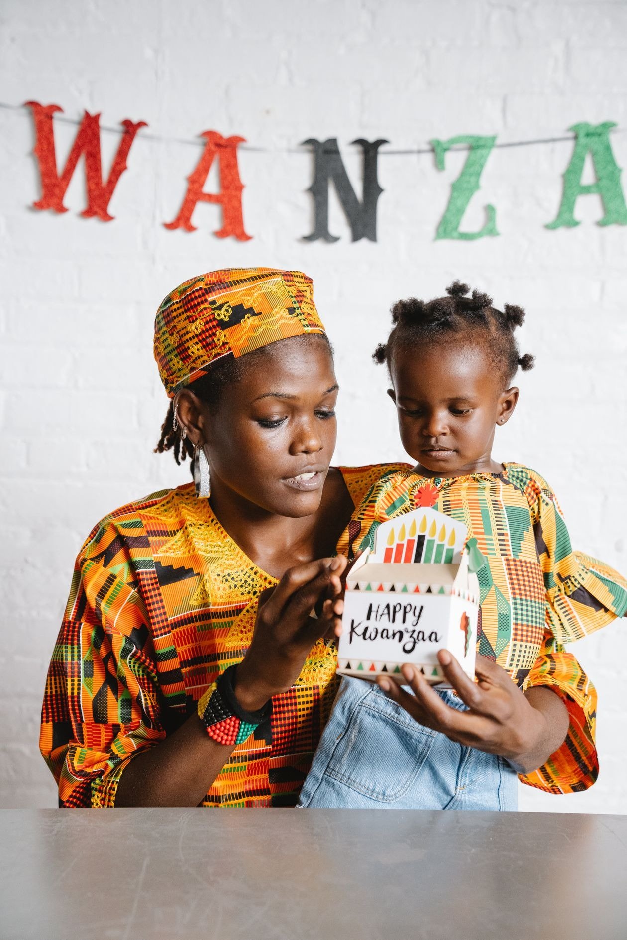 Red black and green Kwanzaa colour palette in home decor