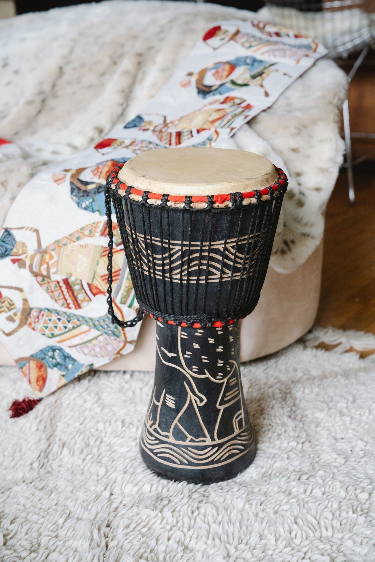 Create an Outdoor Afrobohemian Corner - afrobohemian home decor ideas inspiration