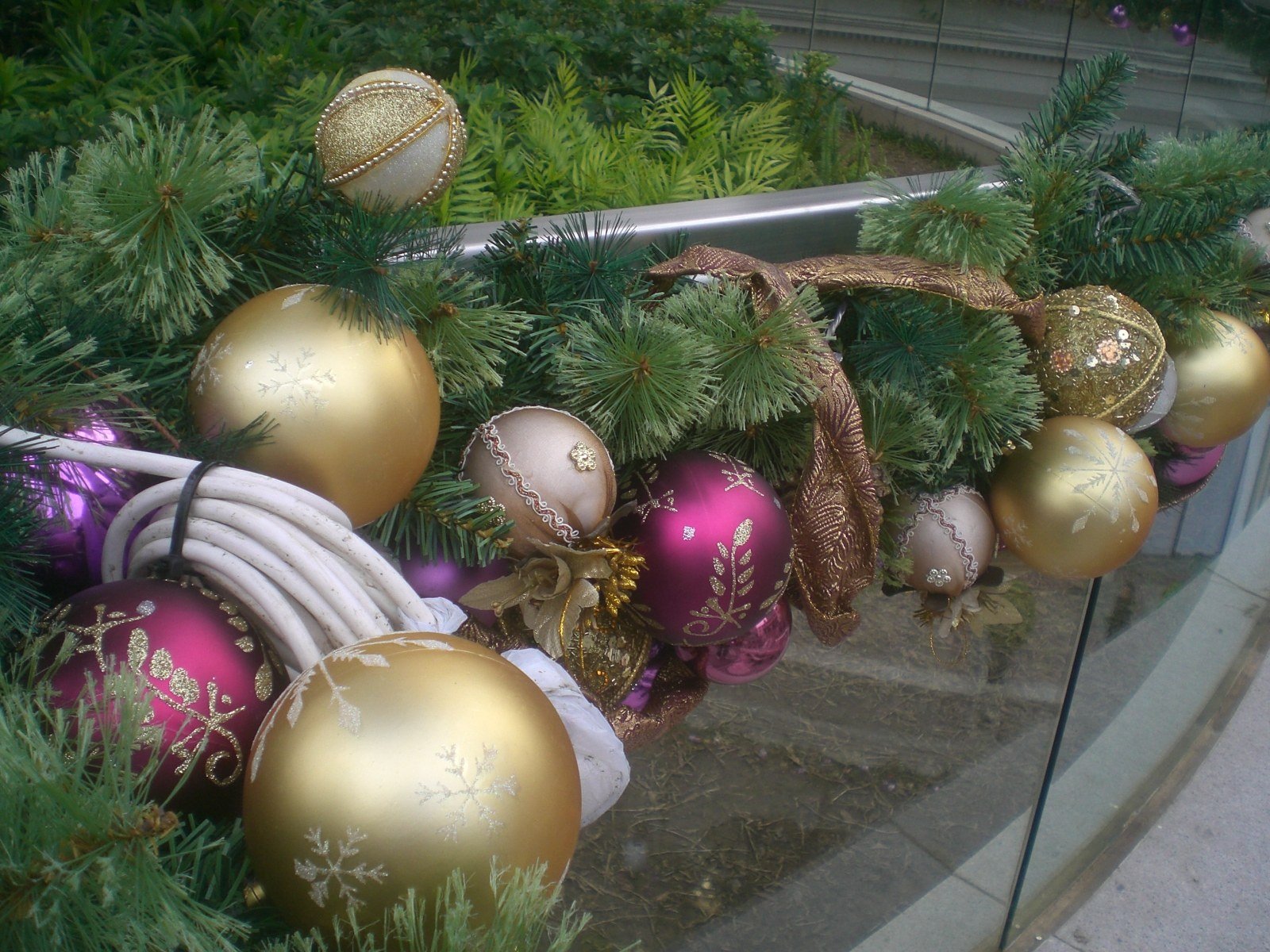 Gold Christmas ornaments in antique, bright and brushed finishes