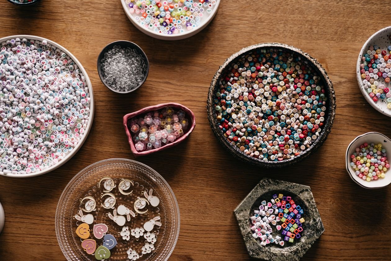 Bedazzling Earbuds and Cases example for Bedazzle headphones ideas