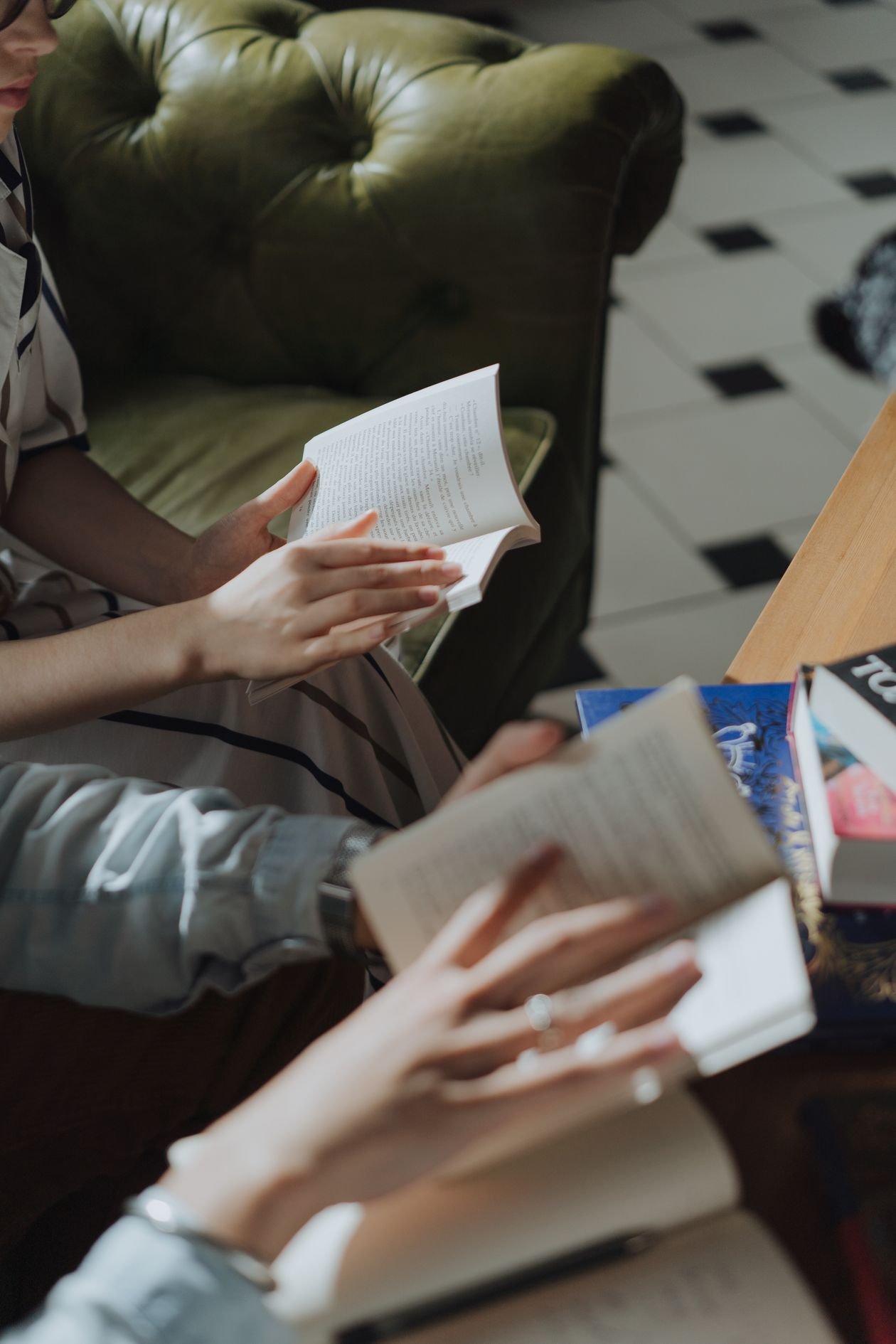 Read a Few Pages of a Book example for Things to do instead of scrolling ideas