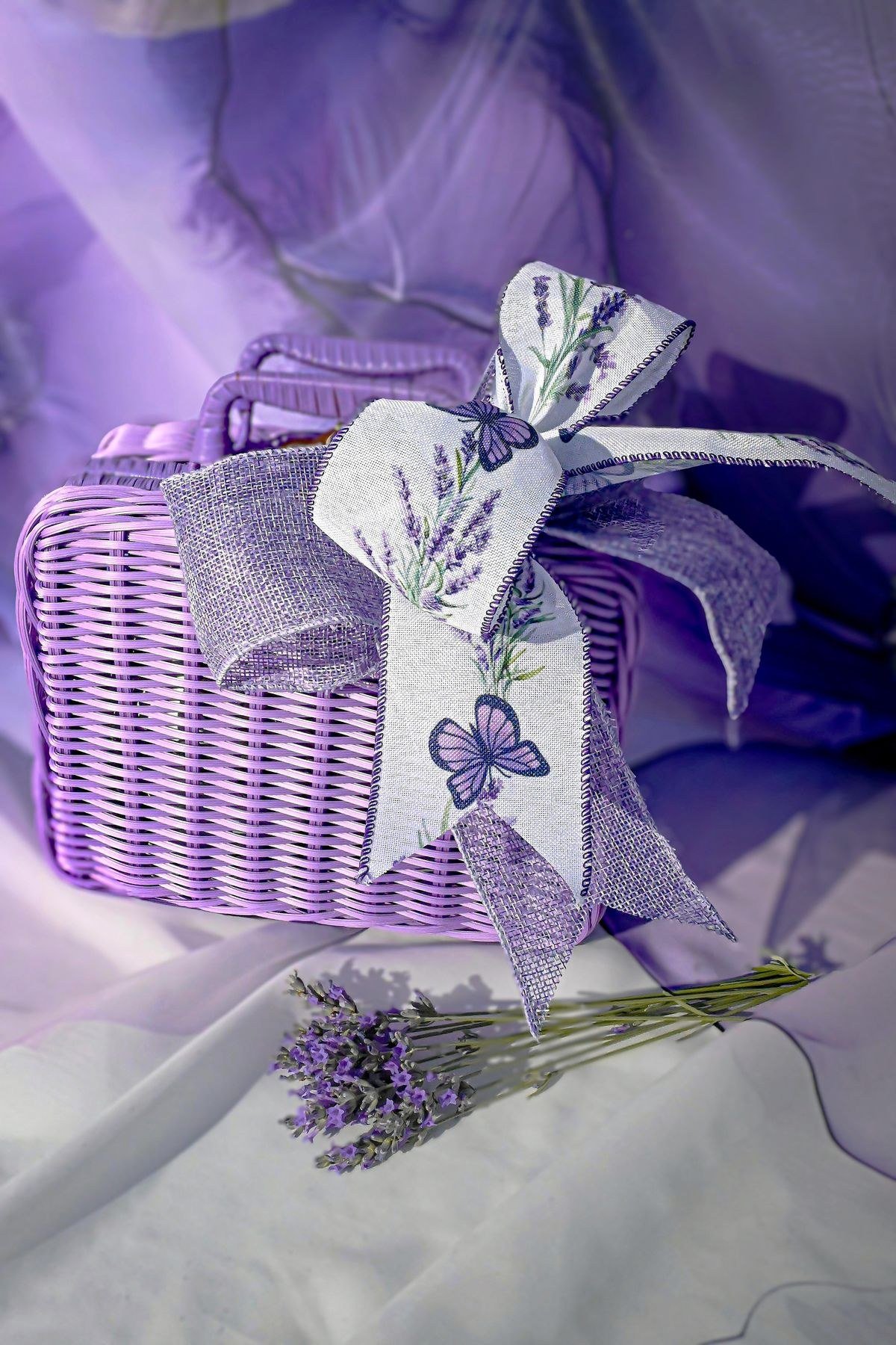 Host thank you Christmas gift basket